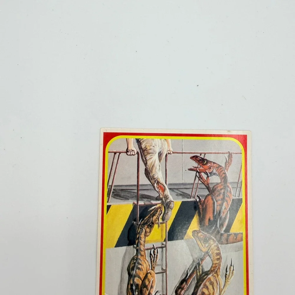 Kenner Jurassic Park Trading Card Unisex OS Red Good Raptor Escape #12 1993